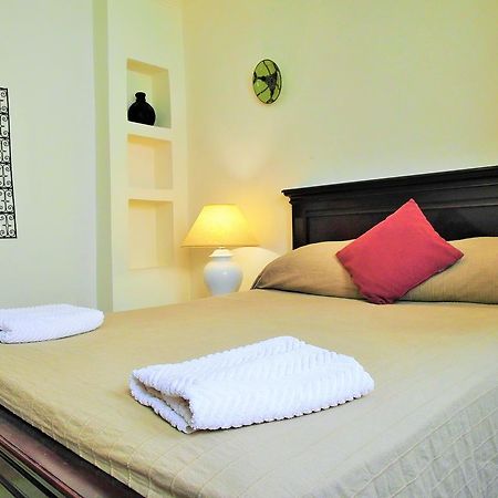Christina'S House Bed & Breakfast อซิลาห์ ภายนอก รูปภาพ